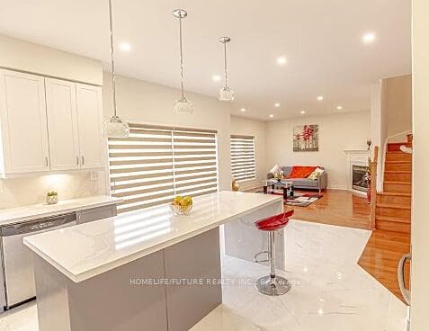 27 Appleview Road Unit Main photo 7