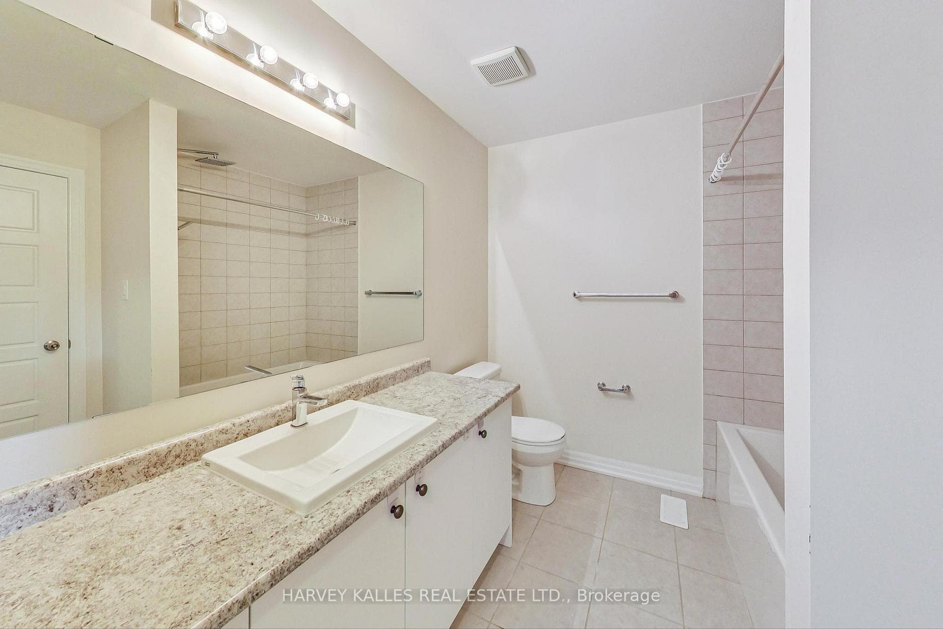 167 Tango Crescent photo 34