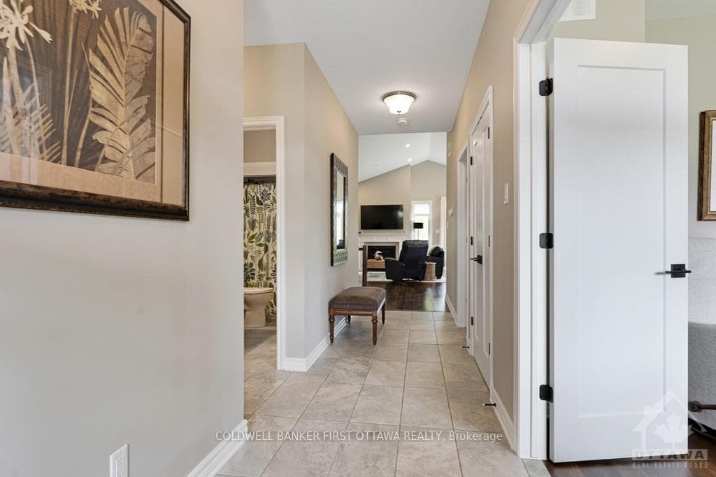 21 SEABERT Drive photo 6