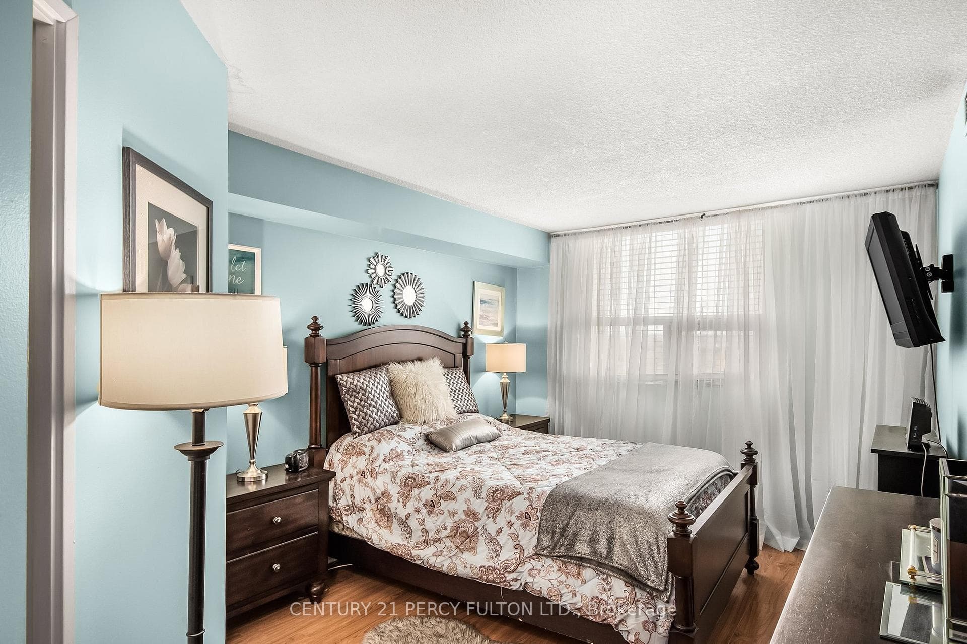 2 Westney Road Unit 1011 photo 22