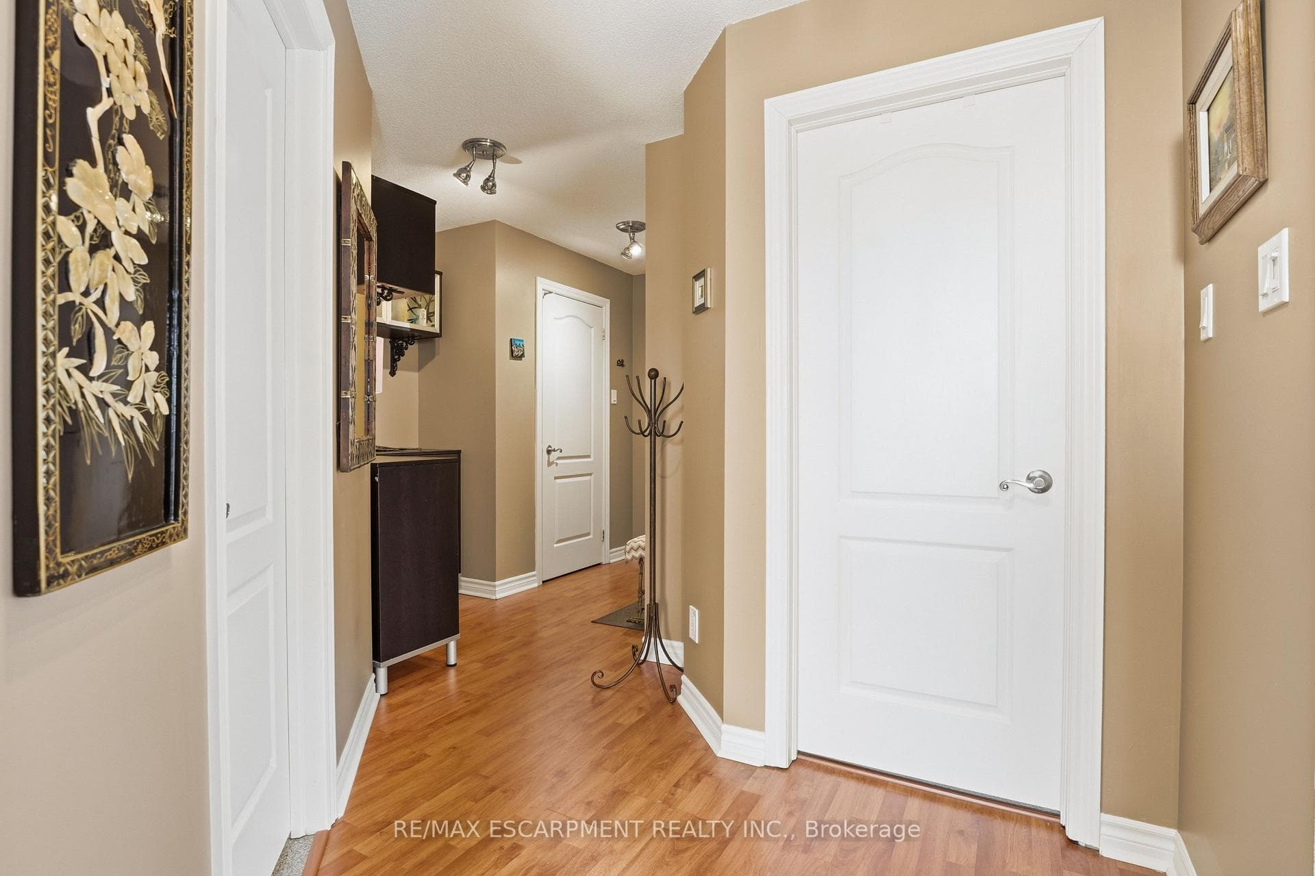135 James Street Unit 802 photo 21