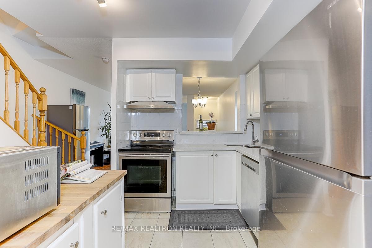1881 McNicoll Avenue Unit 660 photo 15