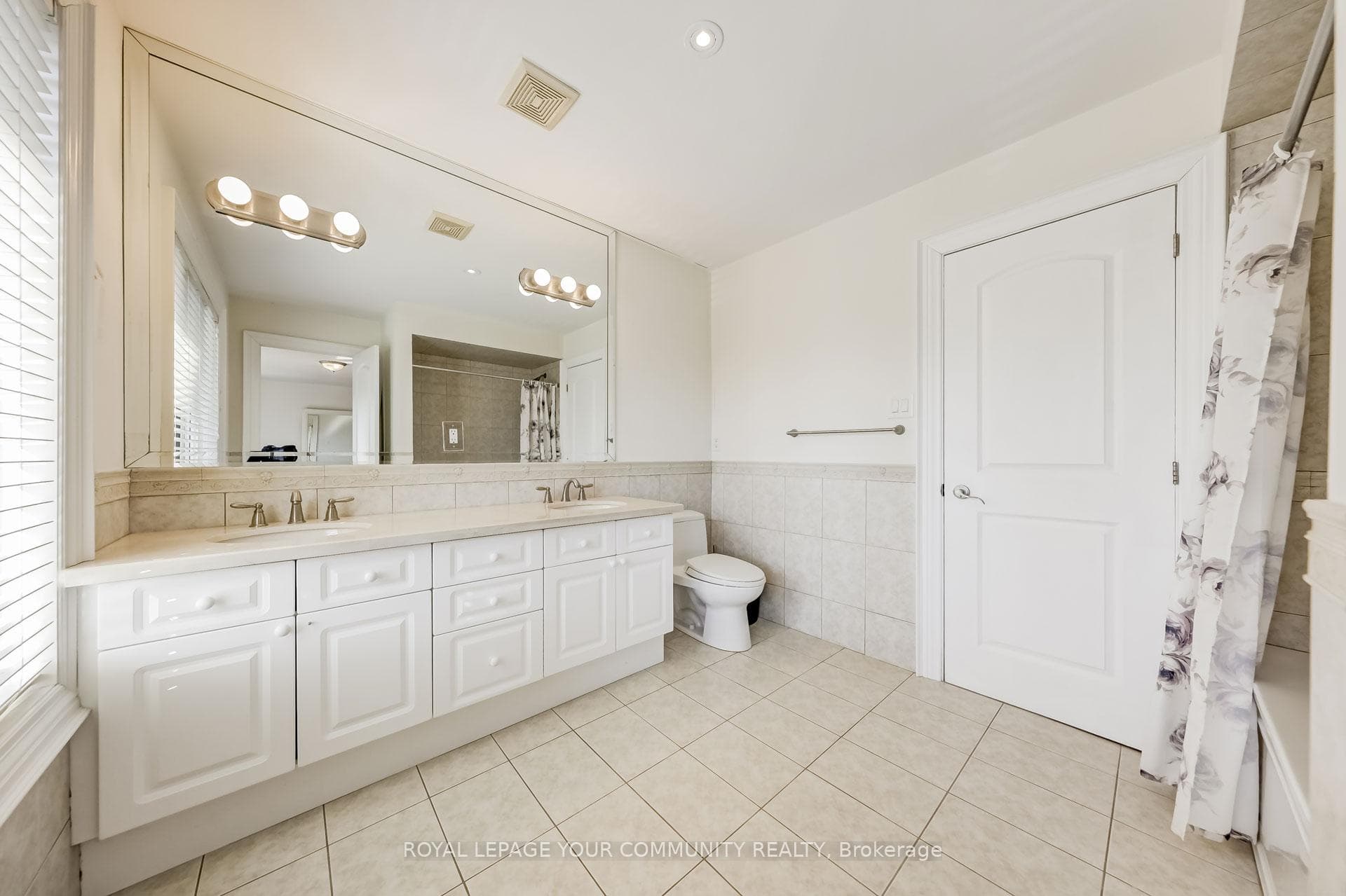 474 Cummer Avenue photo 29