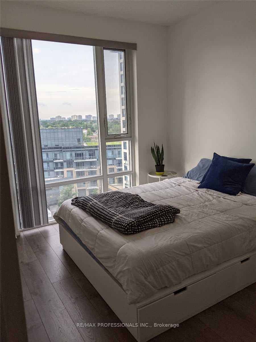 55 Ann O'Reilly Road Unit 902 photo 8