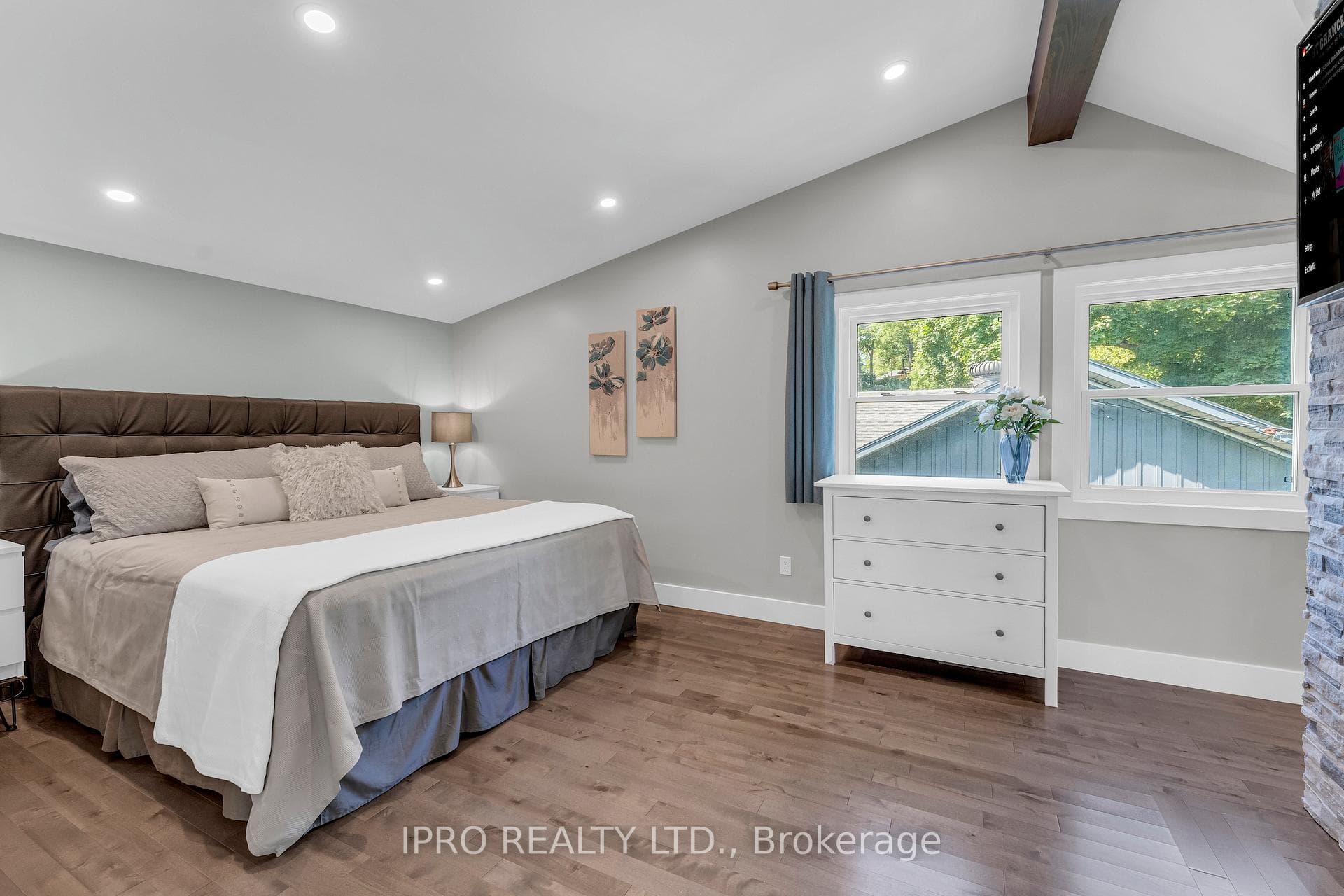 3 Spencer Avenue photo 17
