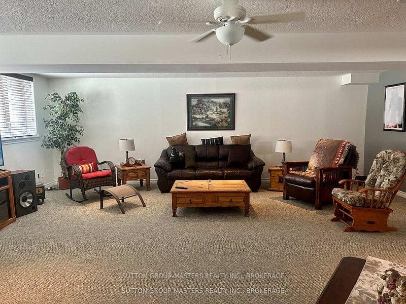 426 GRANDTRUNK Avenue photo 25