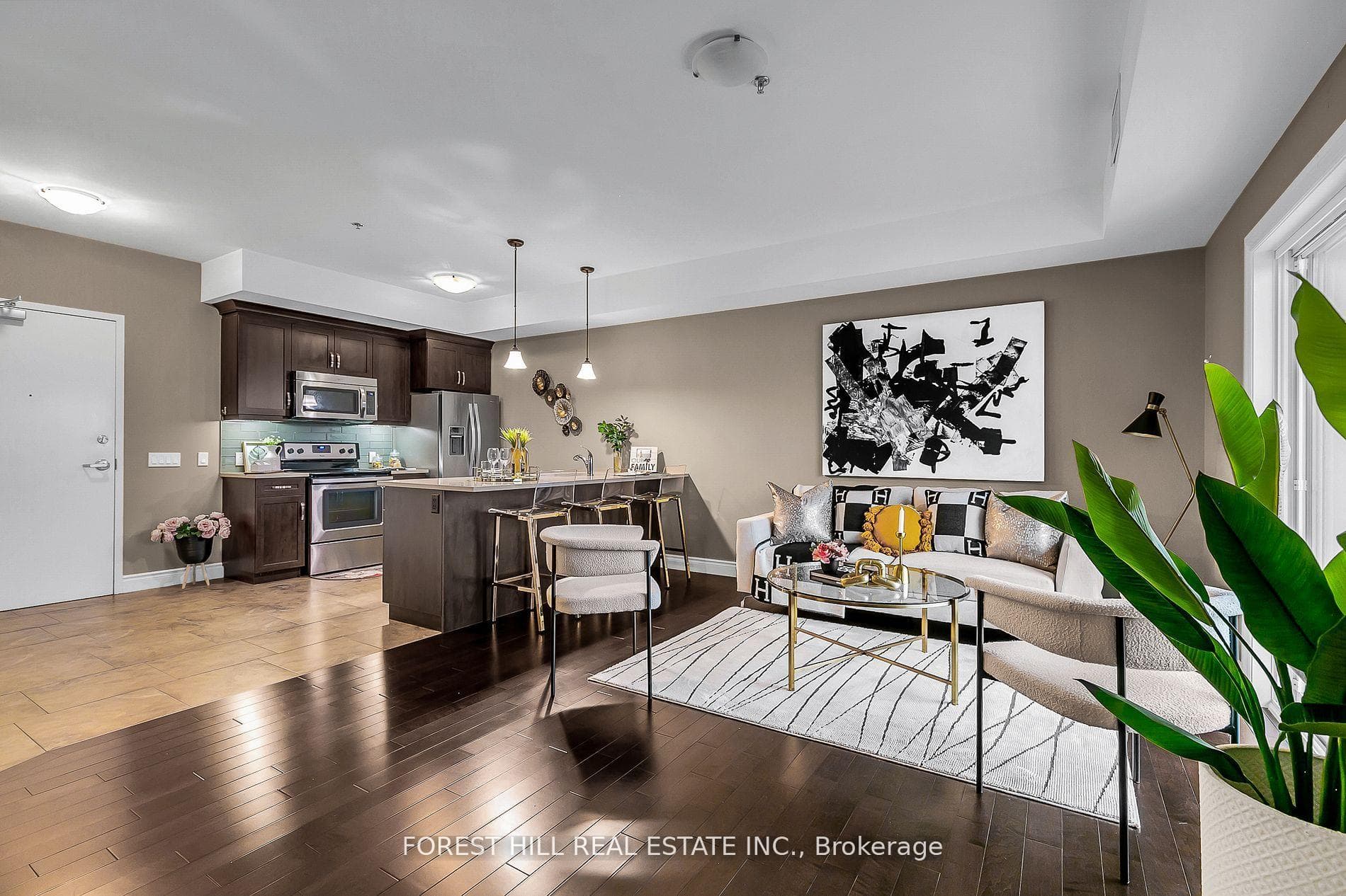 8475 Wyandotte Street Unit 307 photo 11