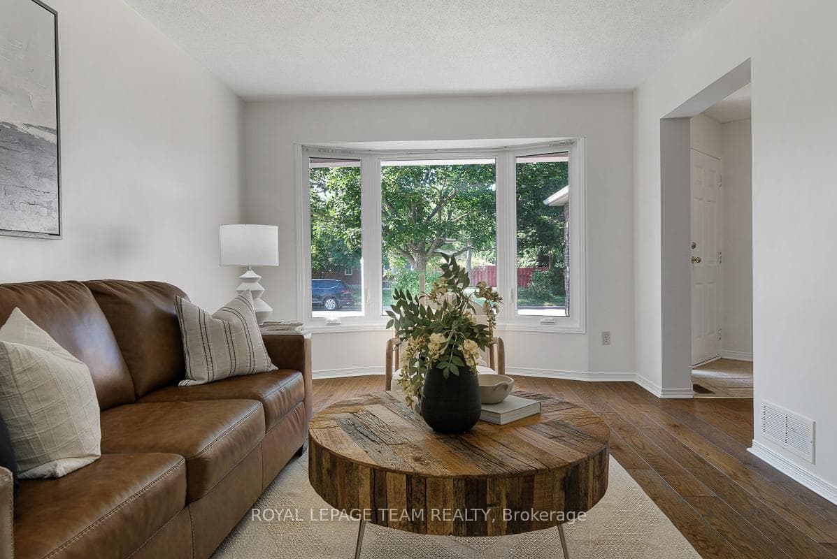 91 Dossetter Way photo 6