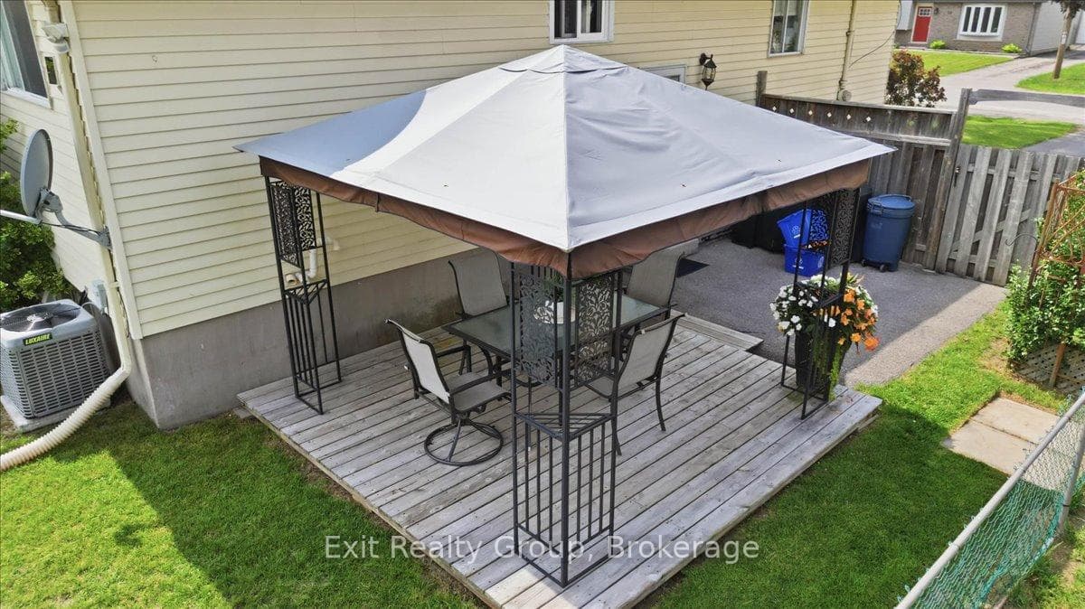 51 Sidney Road photo 33