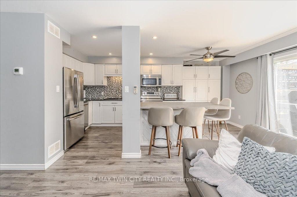 168 Sunset Court photo 13
