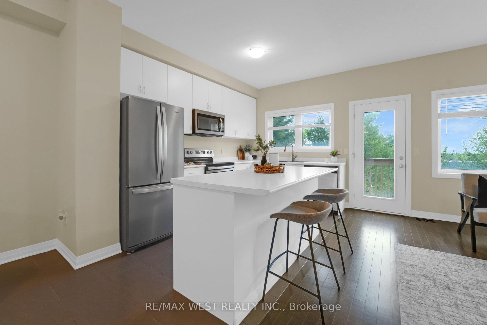 4079 Fracchioni Drive photo 7