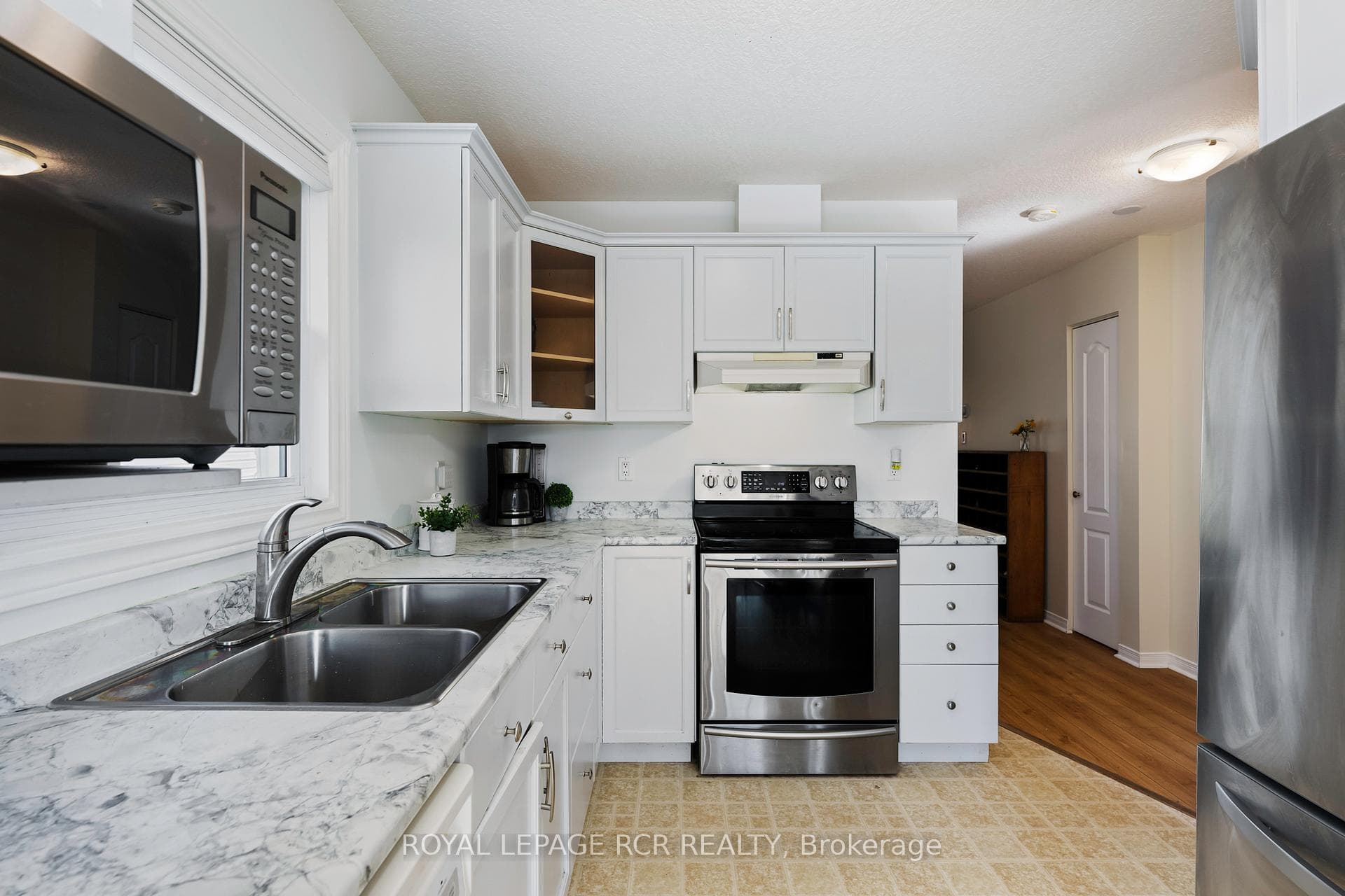 40 Appleton Drive photo 19