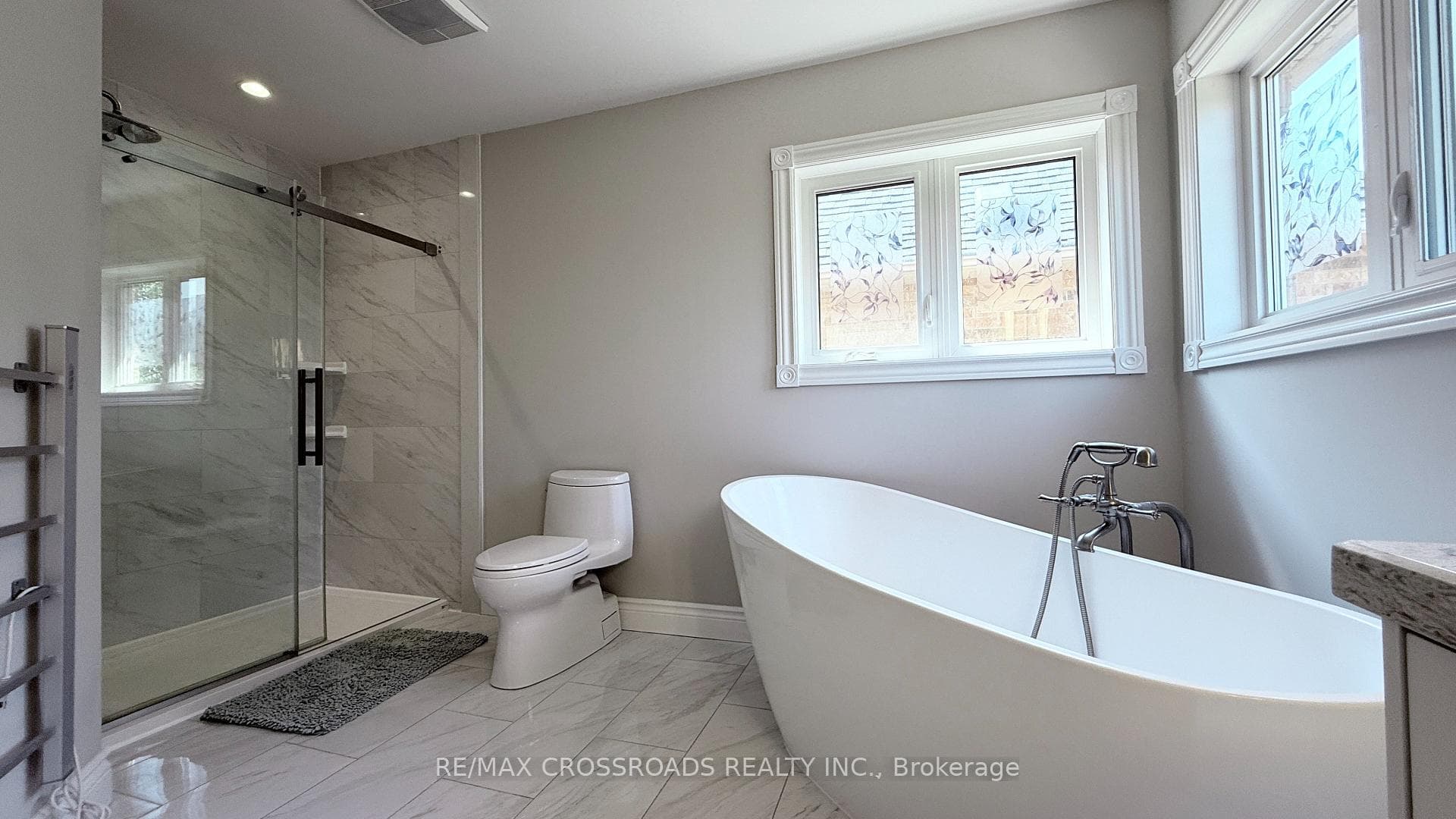 72 Skywood Drive photo 25