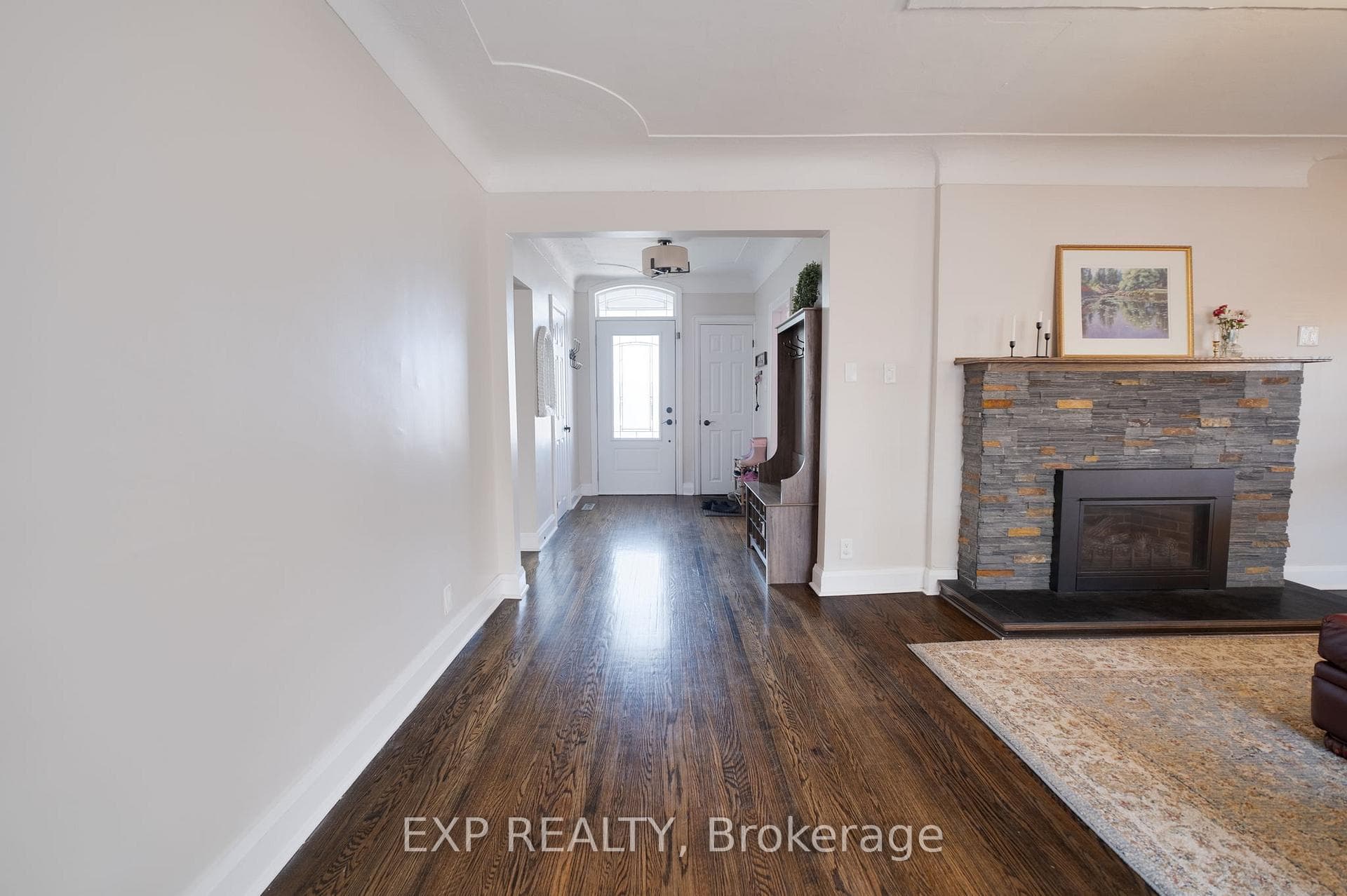 316 Barton Street photo 4