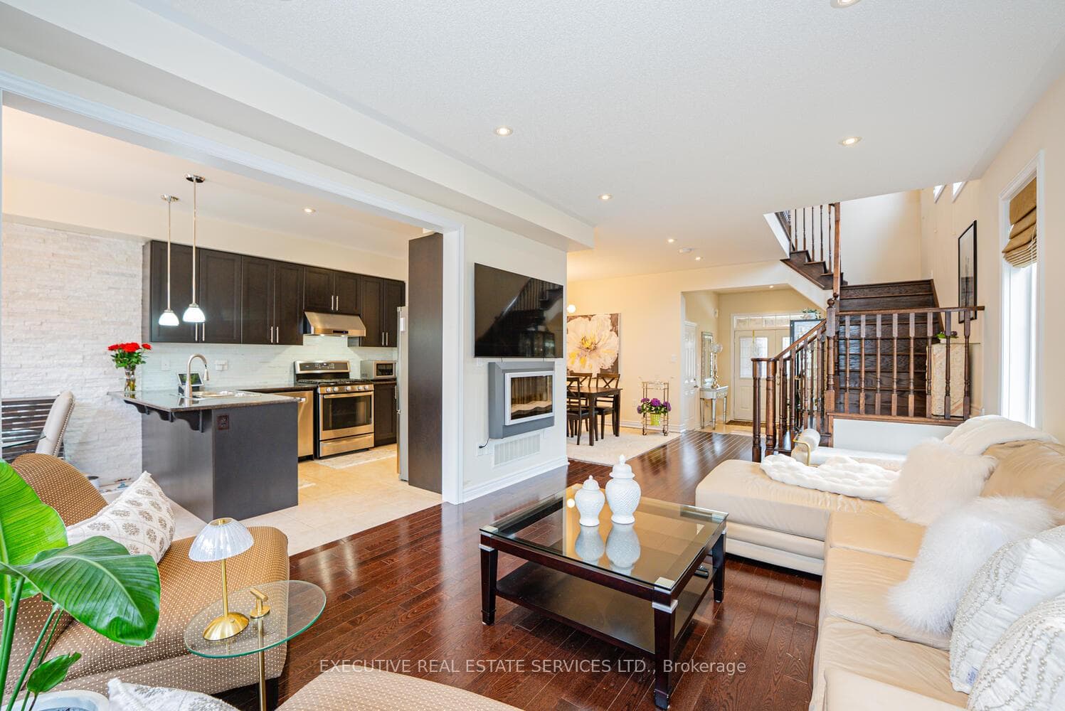 3275 Stalybridge Drive Unit 21 photo 11