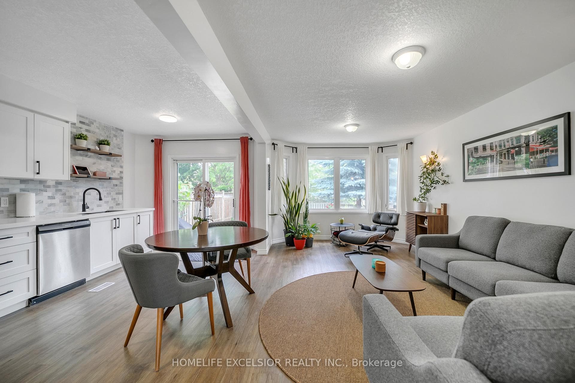 129 Windflower Drive photo 17