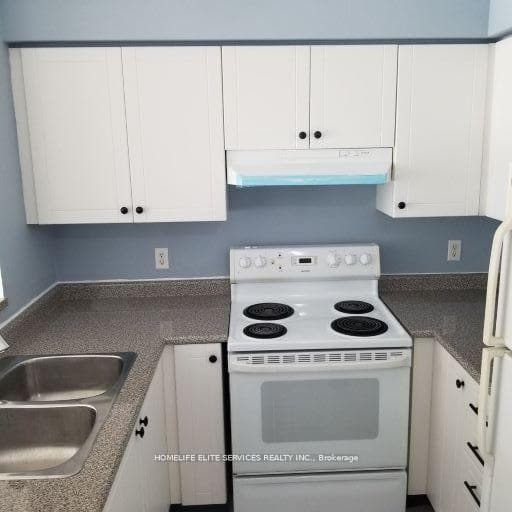 11 Lee Centre Drive Unit 1615 photo 9