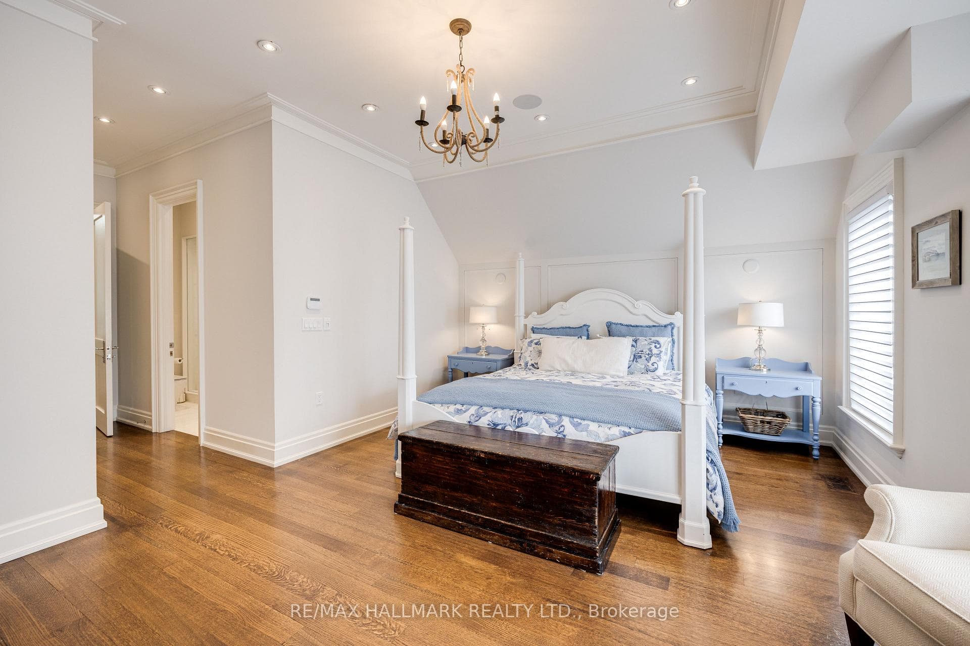 347 Melrose Avenue photo 16