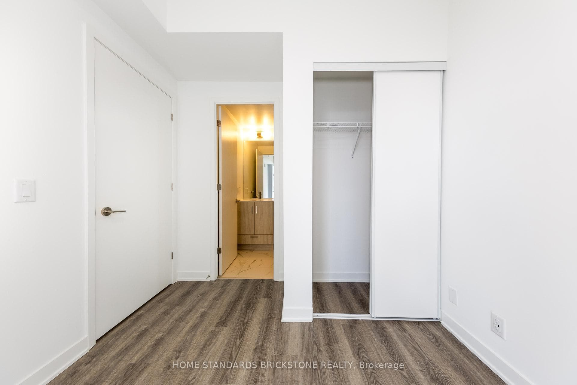 180 Front Street Unit 1609 photo 14