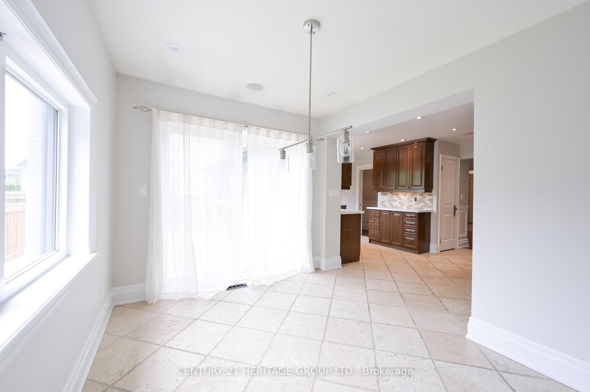 315 Bennet Drive photo 11