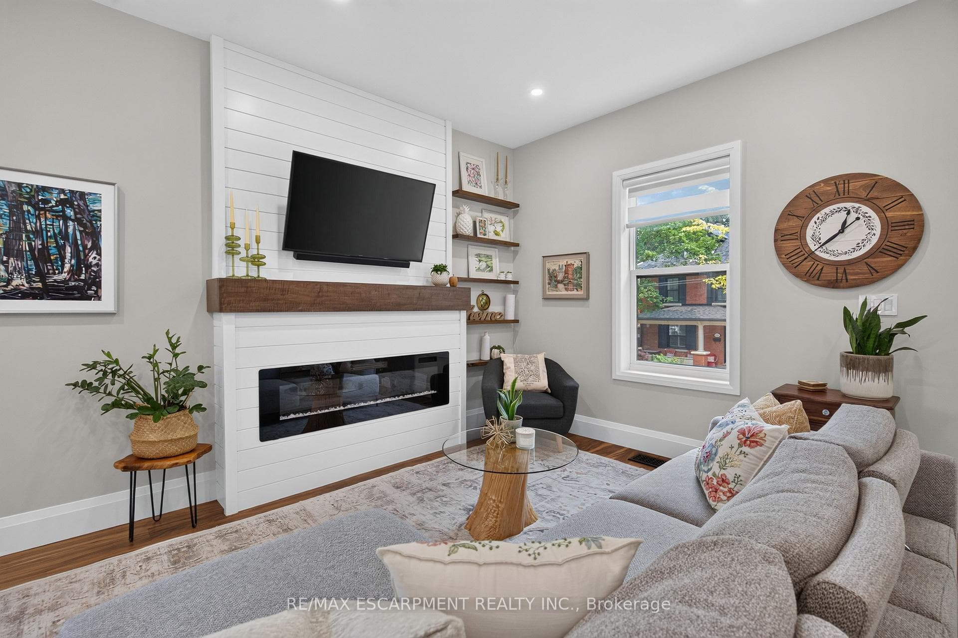122 Stuart Street photo 6