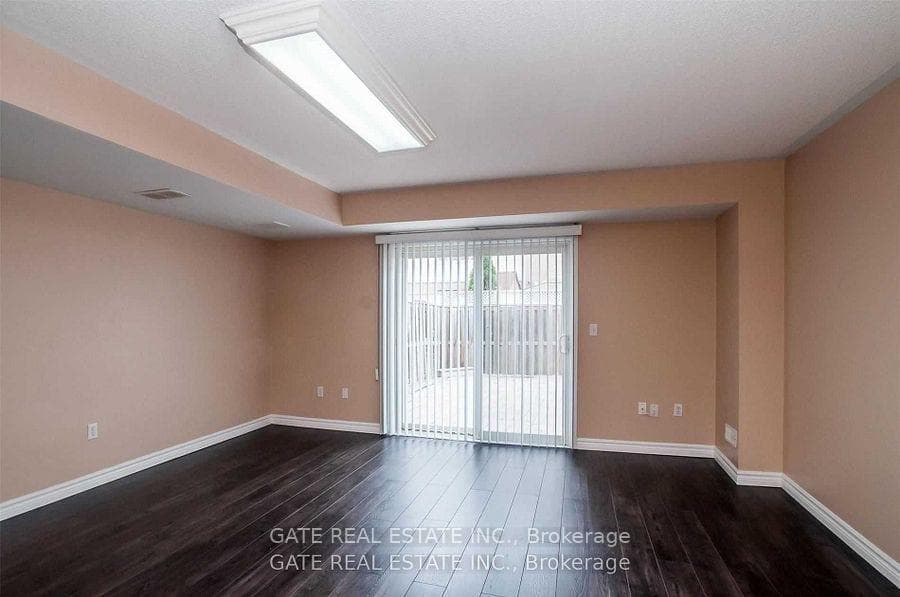 8 Pat Brooks Terrace photo 5