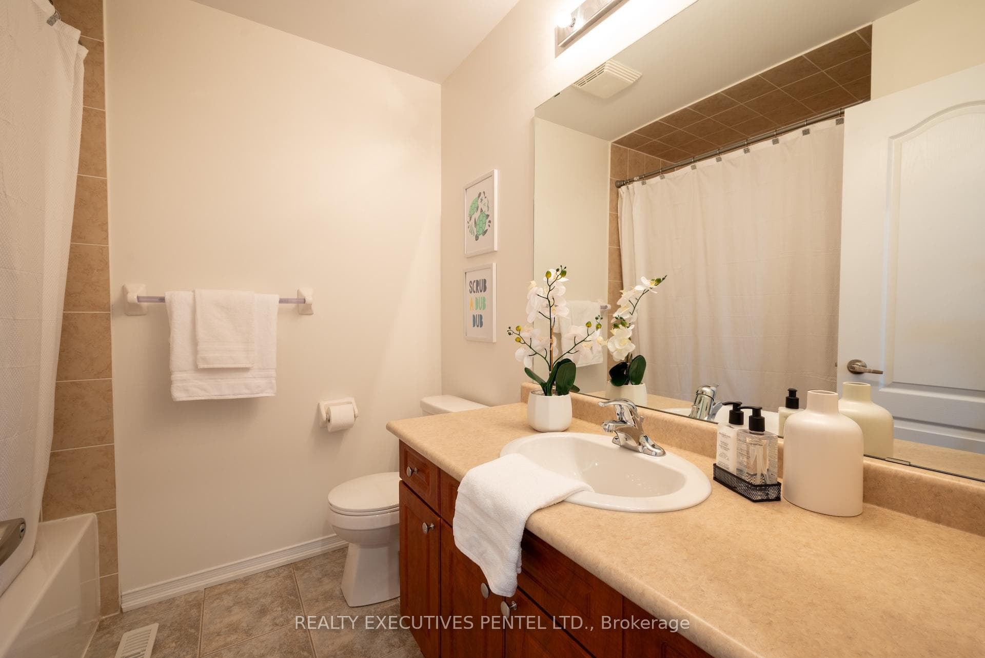 89 Lander Crescent photo 21
