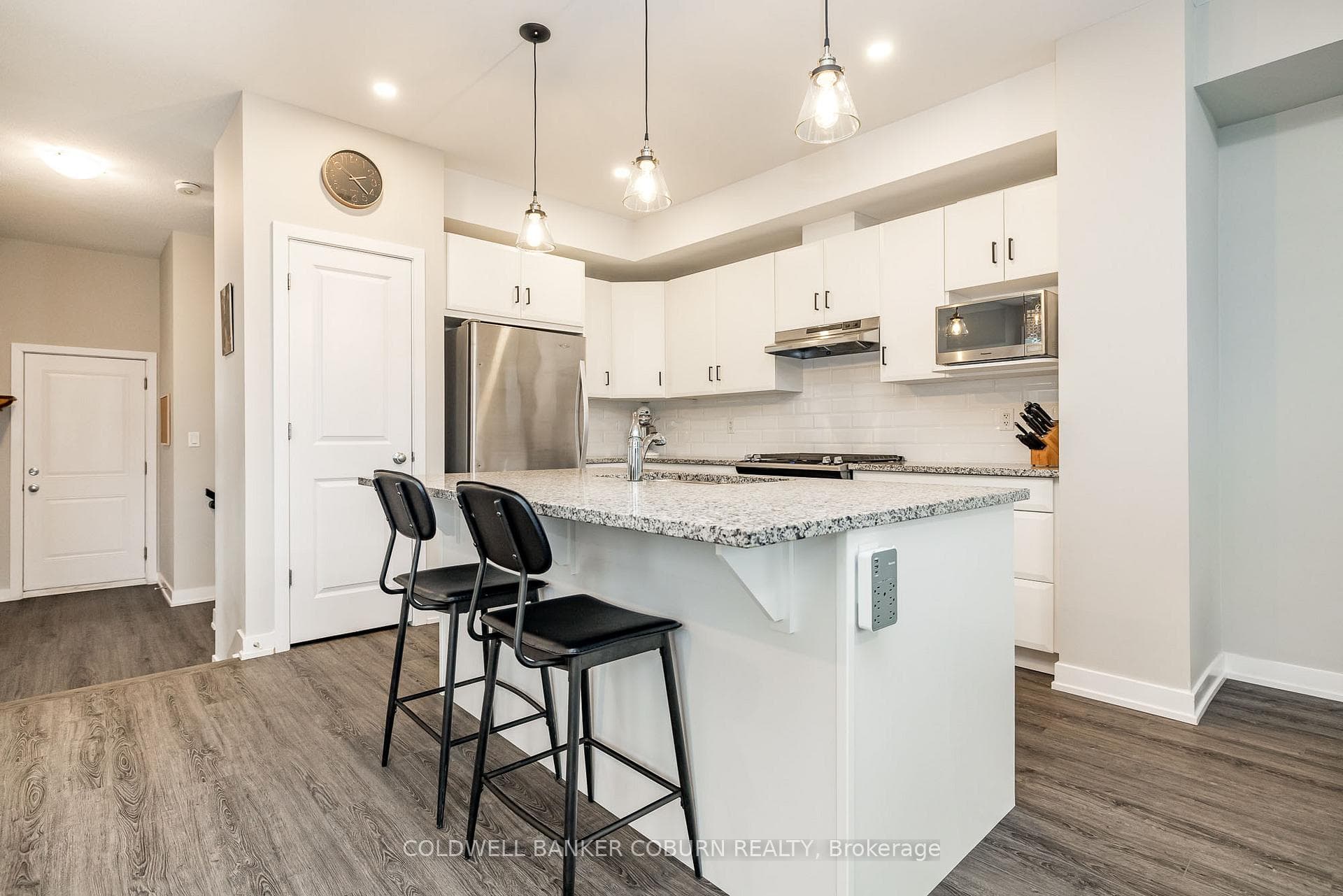 161 Jardiniere Street photo 13