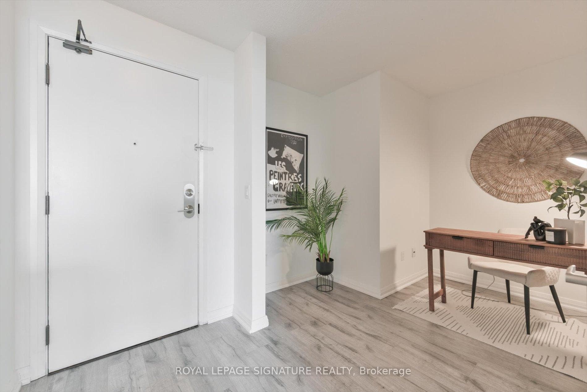 220 Forum Drive Unit 402 photo 14