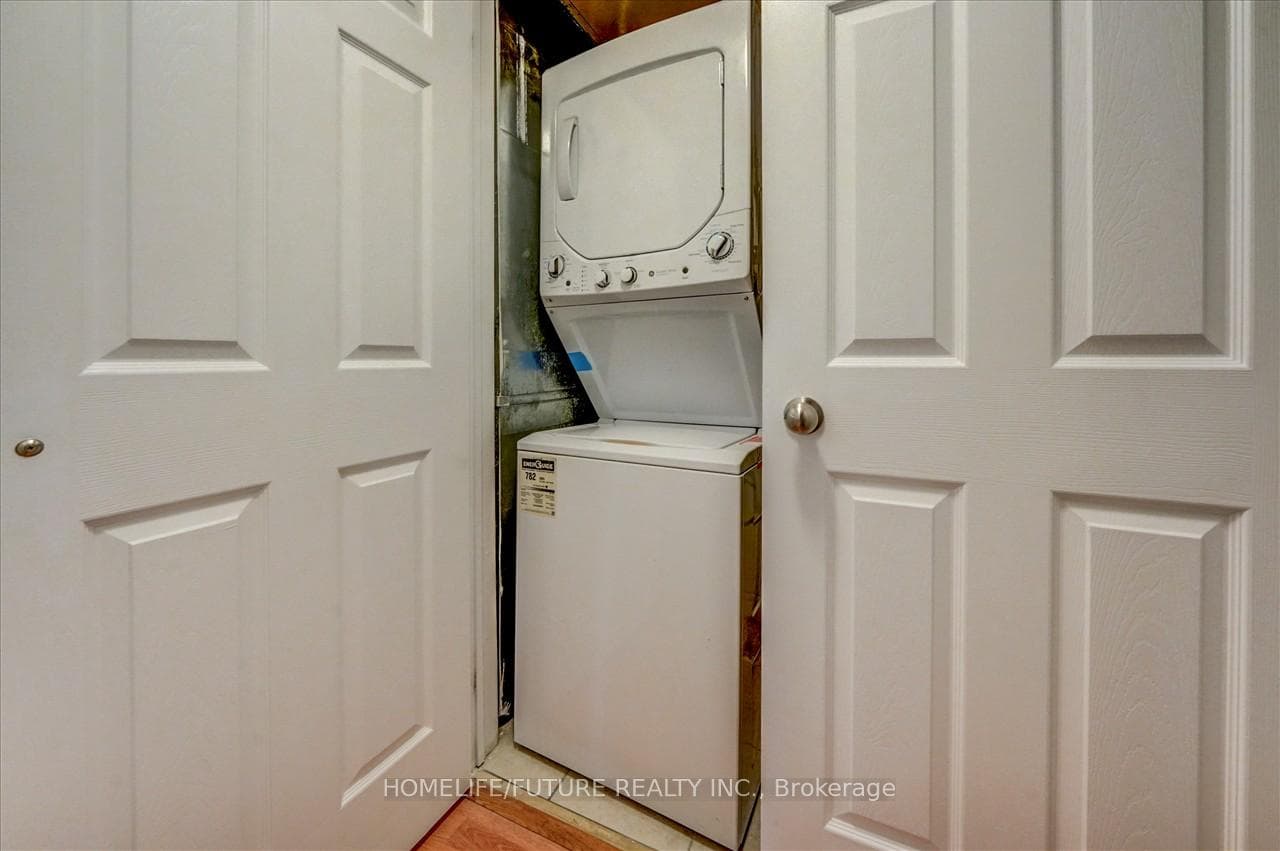 7428 Markham Road Unit 421 photo 9