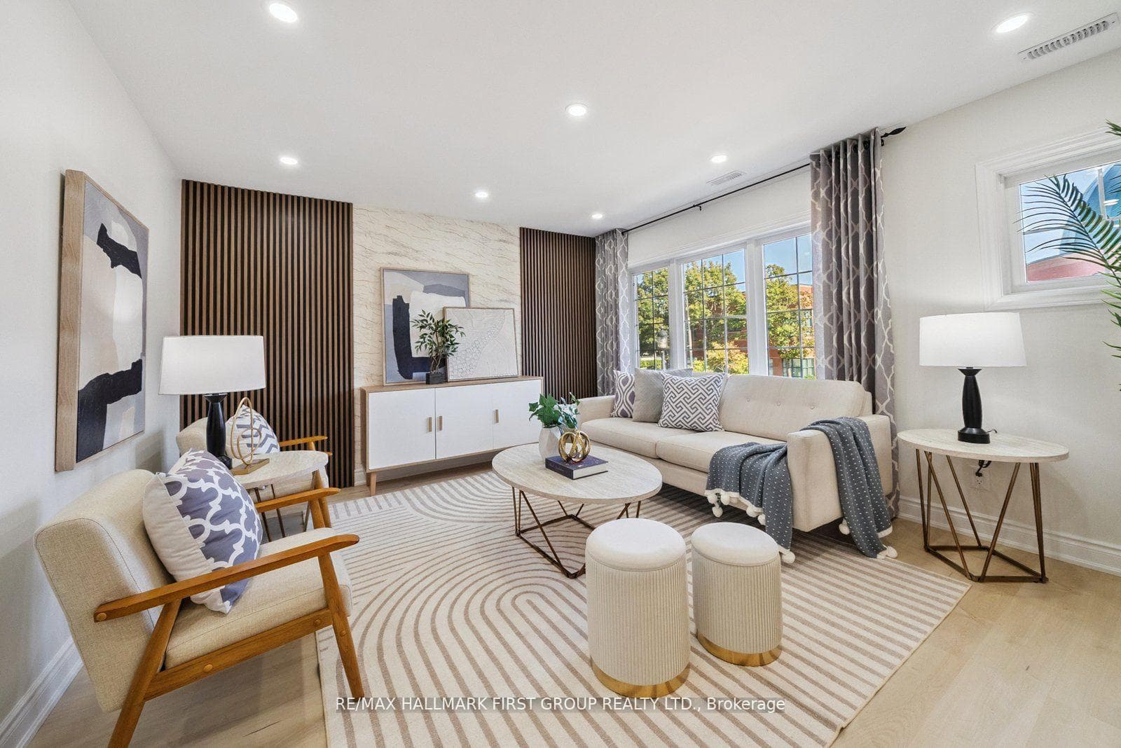 1790 SF Townhouse Totally Renovated