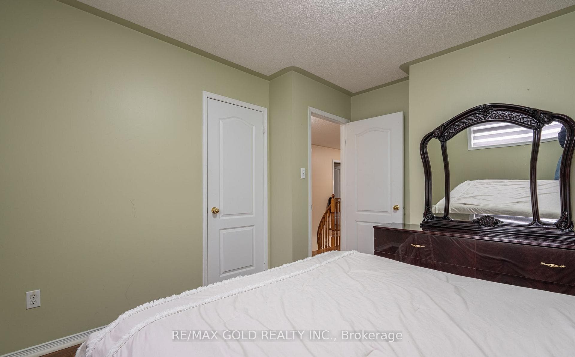 104 Sunny Meadow Boulevard photo 31
