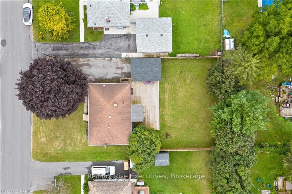 282 LAKEVIEW Avenue photo 39