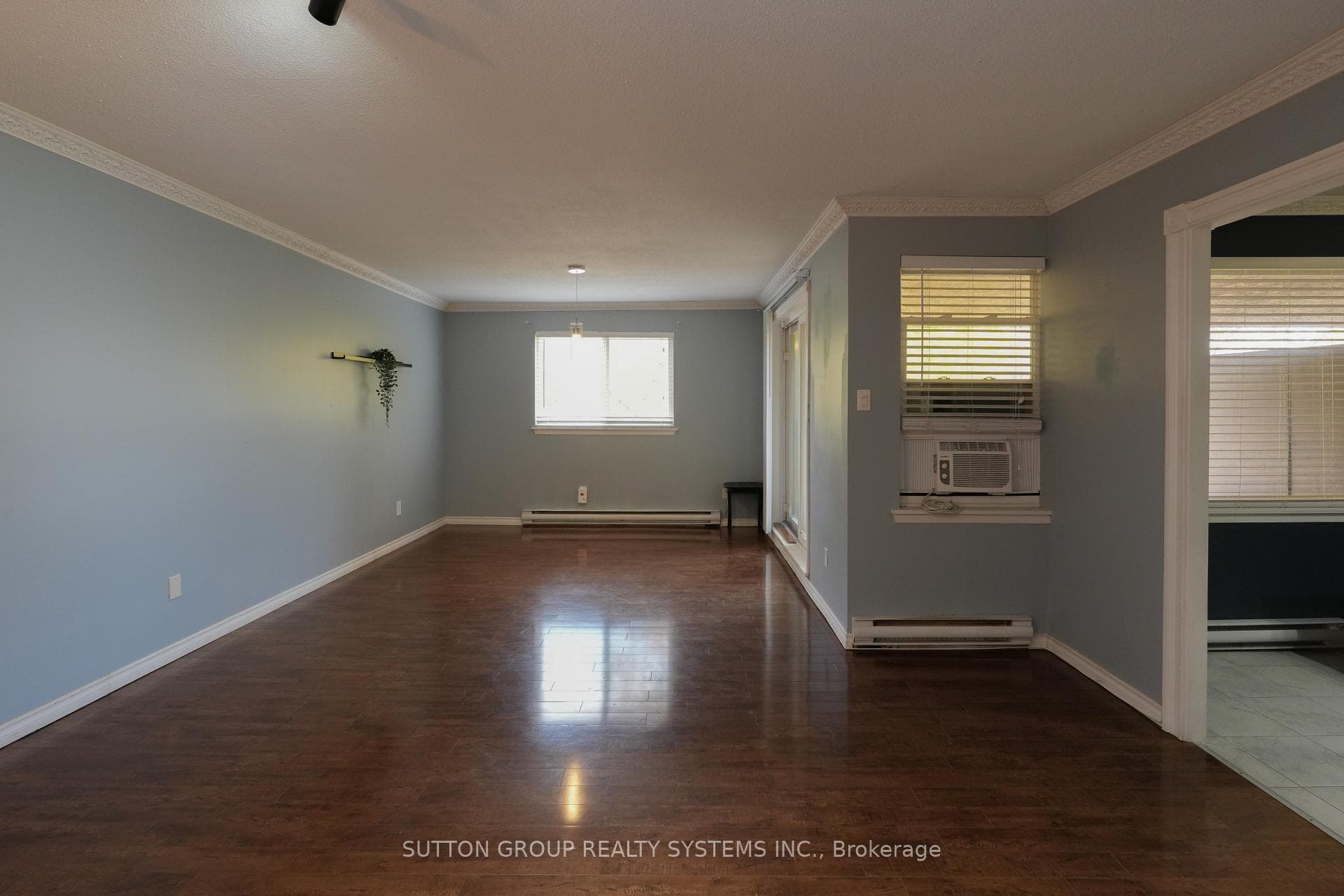 3055 Tomken Road Unit 336 photo 4