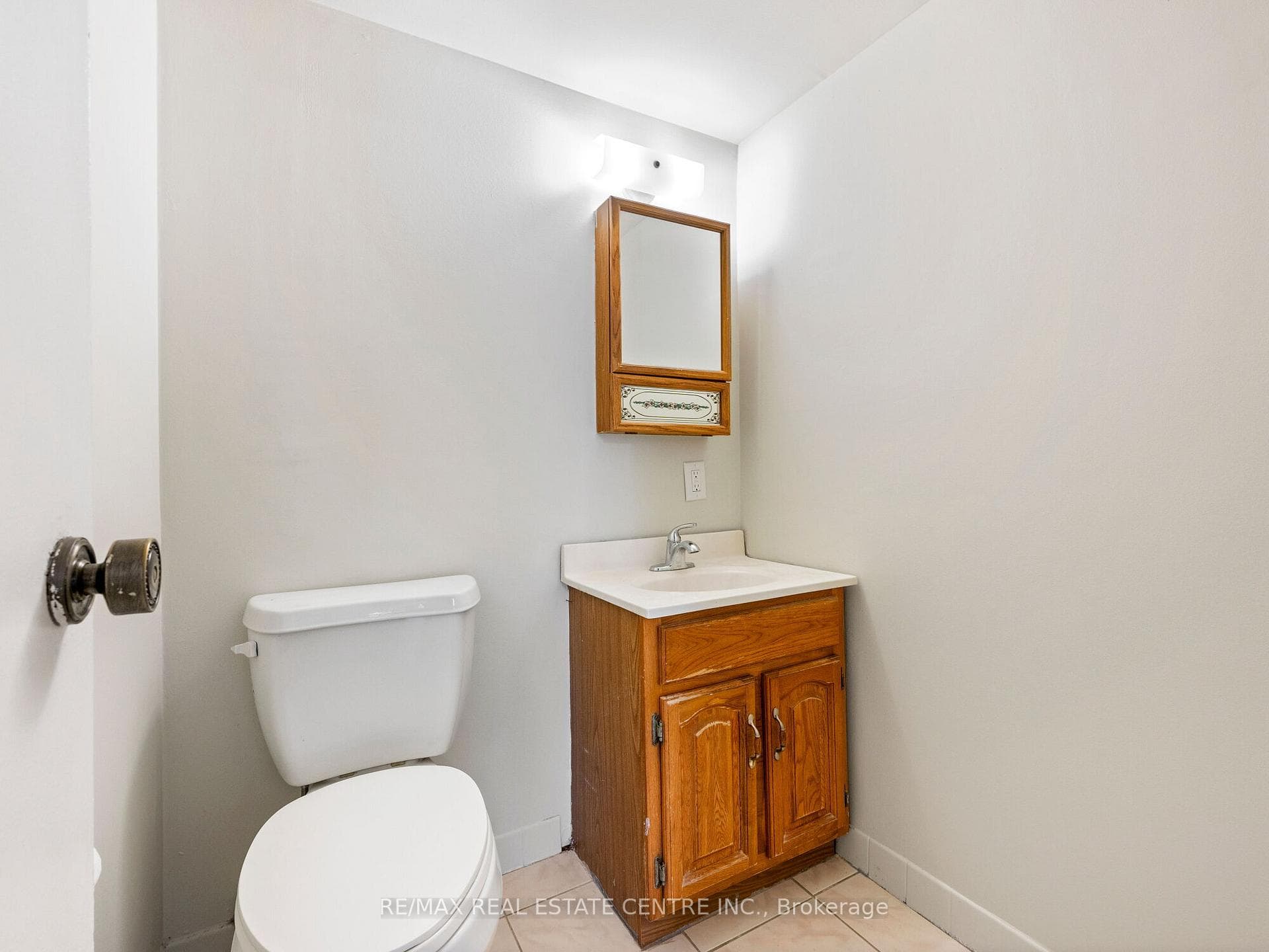 15 Kensington Road Unit 101 photo 27