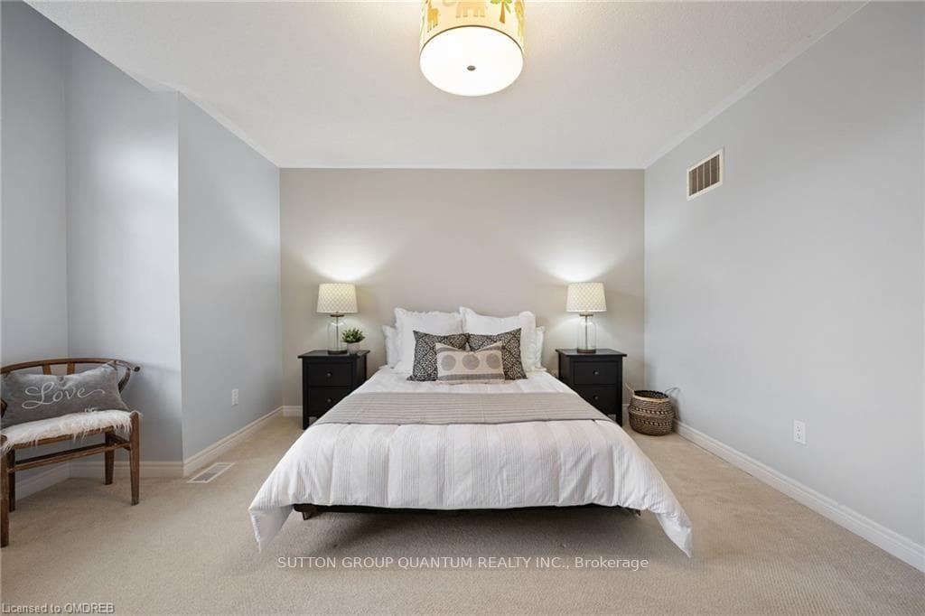 2485 Whitehorn Drive photo 19