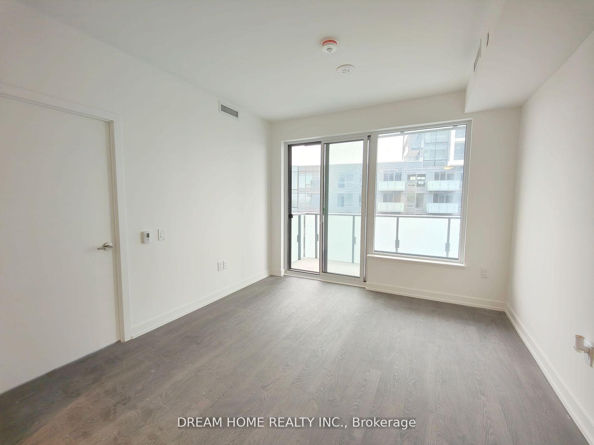 7 GOLDEN LION Heights Unit N1006 photo 8