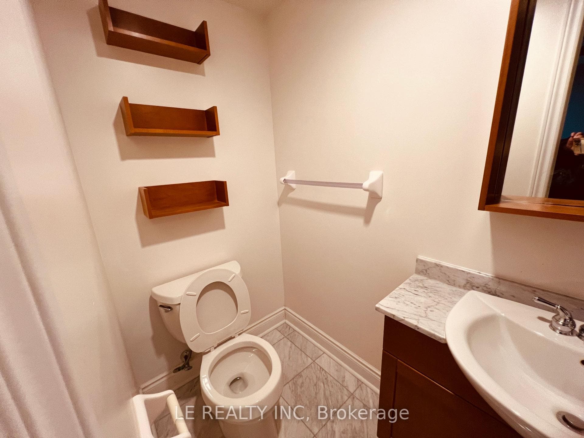 70 Byng Avenue Unit 26 photo 12