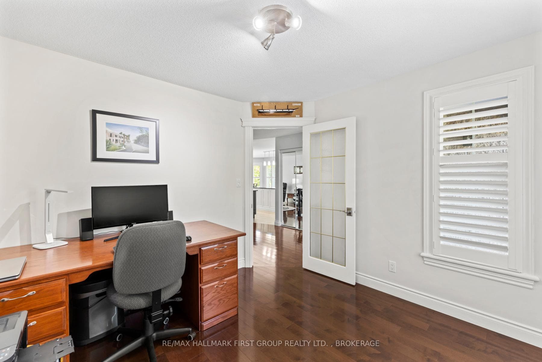 213 Smuggler's Cove Drive photo 19