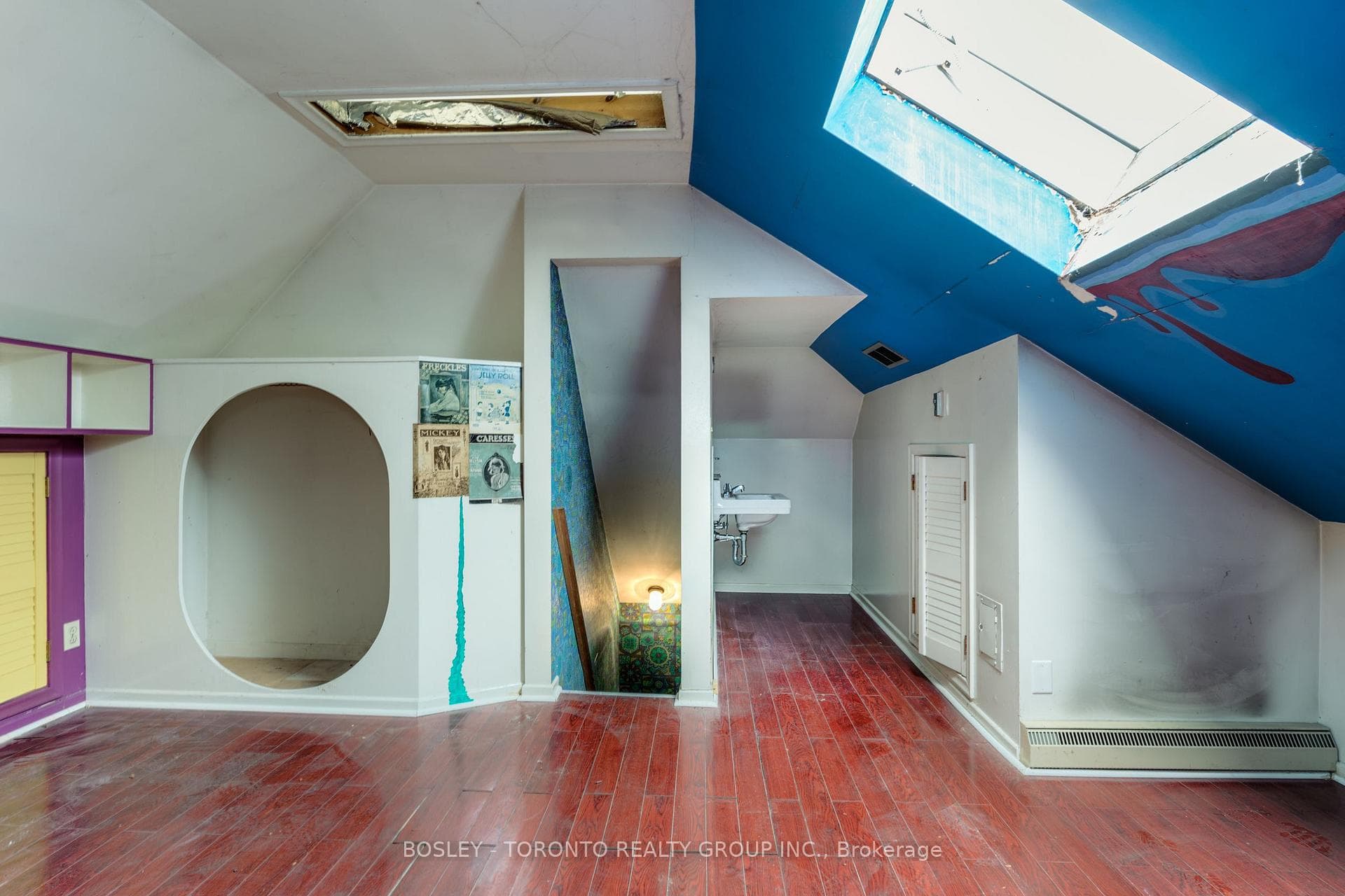 16 Duncannon Drive photo 19