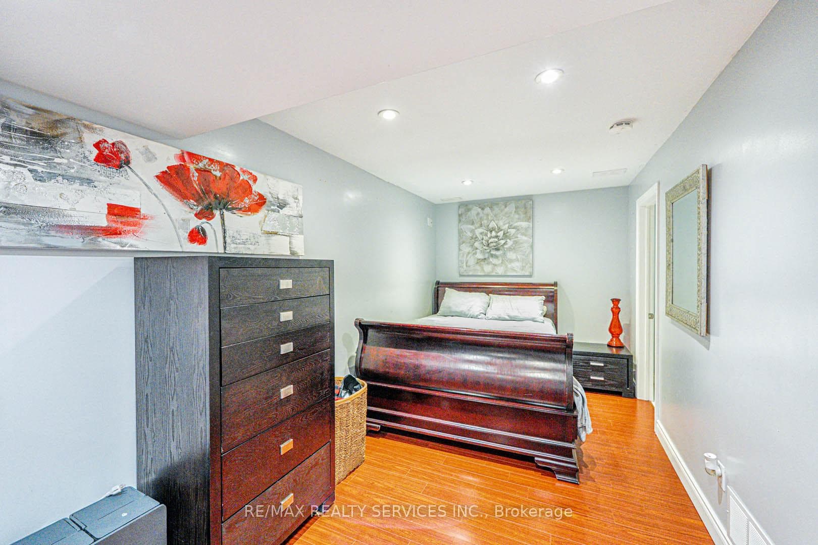 18 Brambank Crescent photo 27