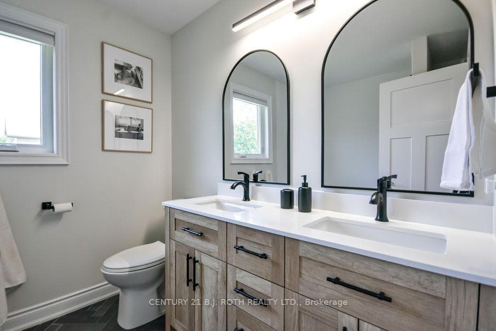 36 MERRINGTON Avenue photo 33