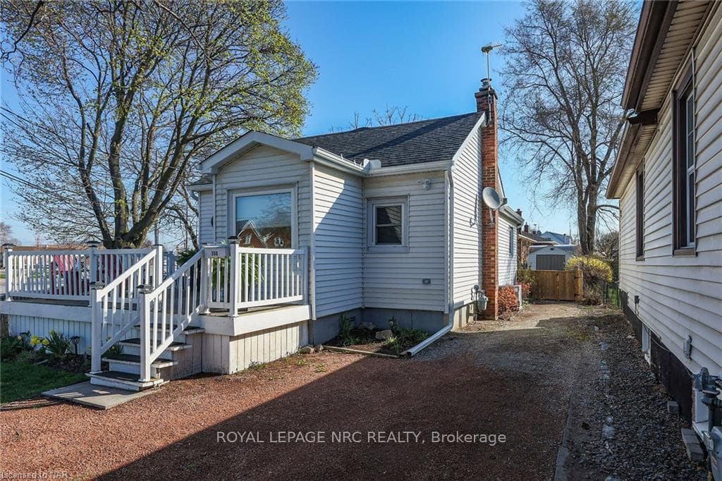 Fit 2-3 cars in single private driveway & roof 20
