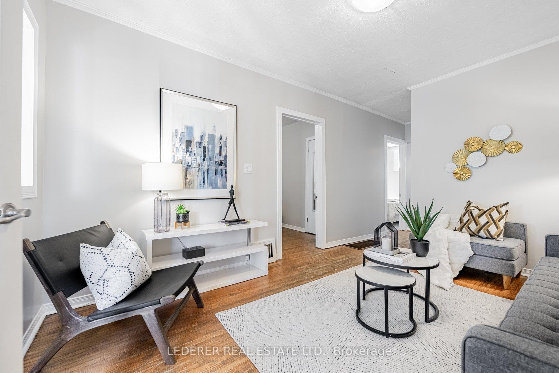 37 Simpson Avenue photo 6