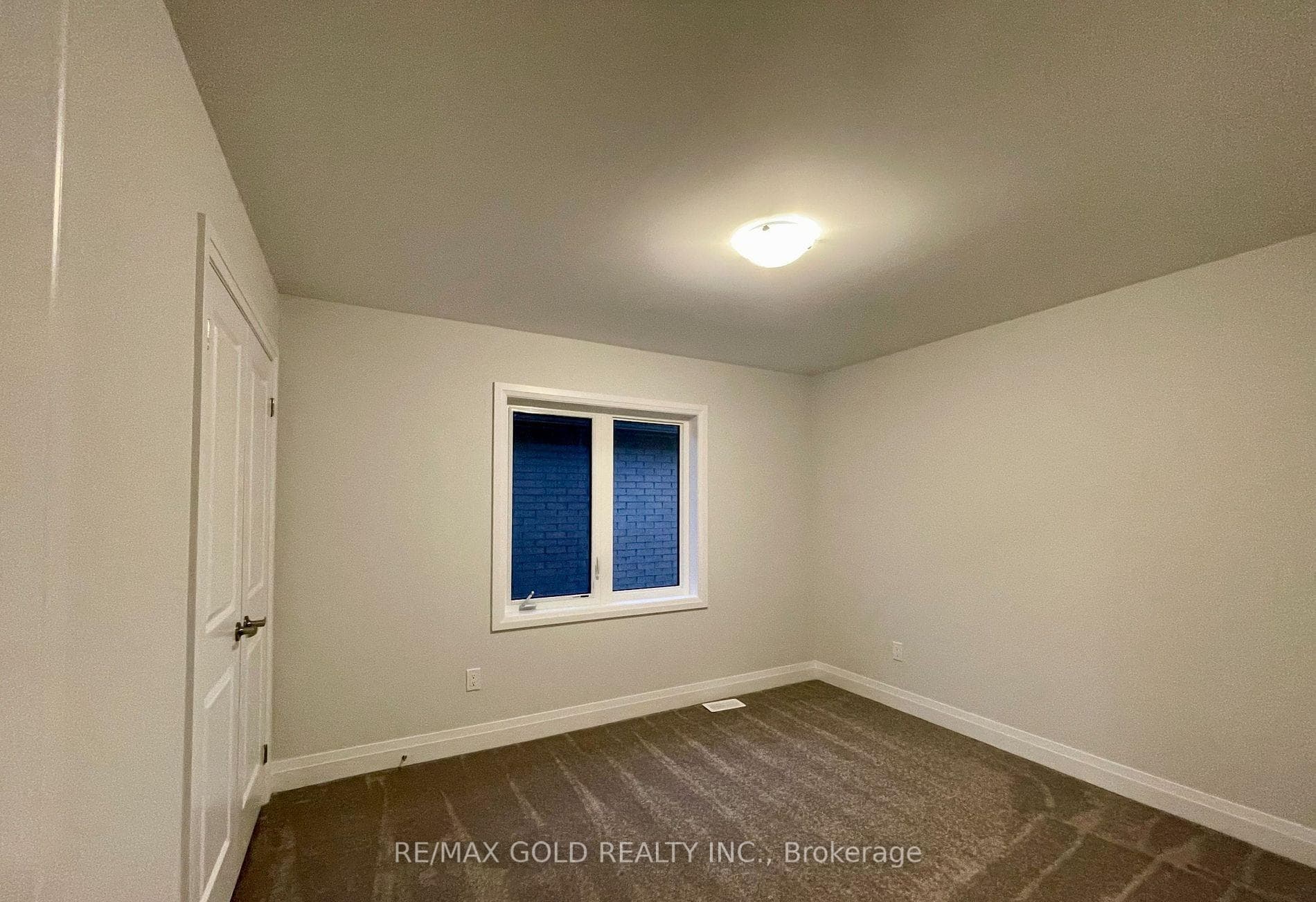888 Knights Lane photo 14