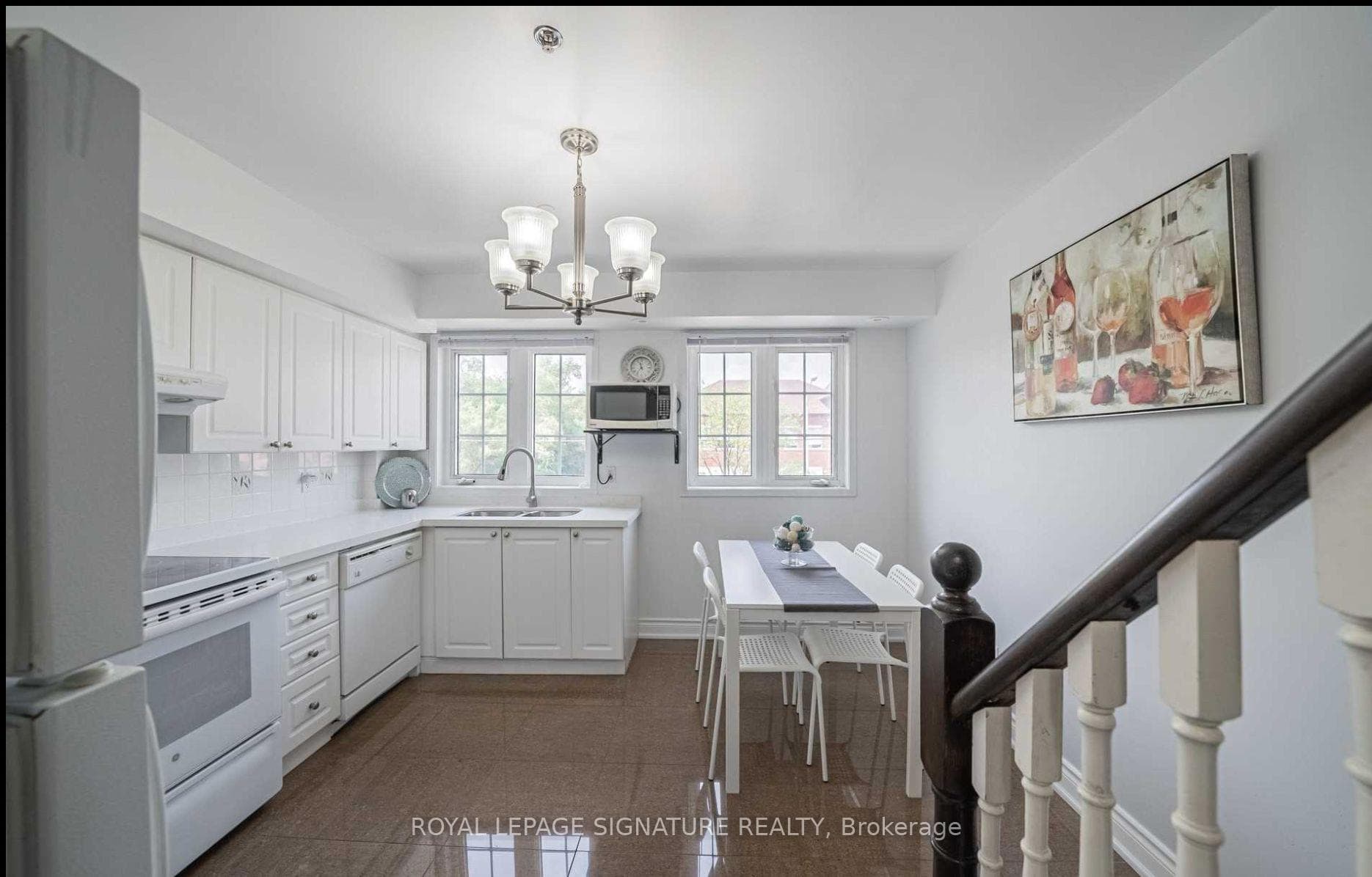 593 Kennedy Road Unit 28 photo 5