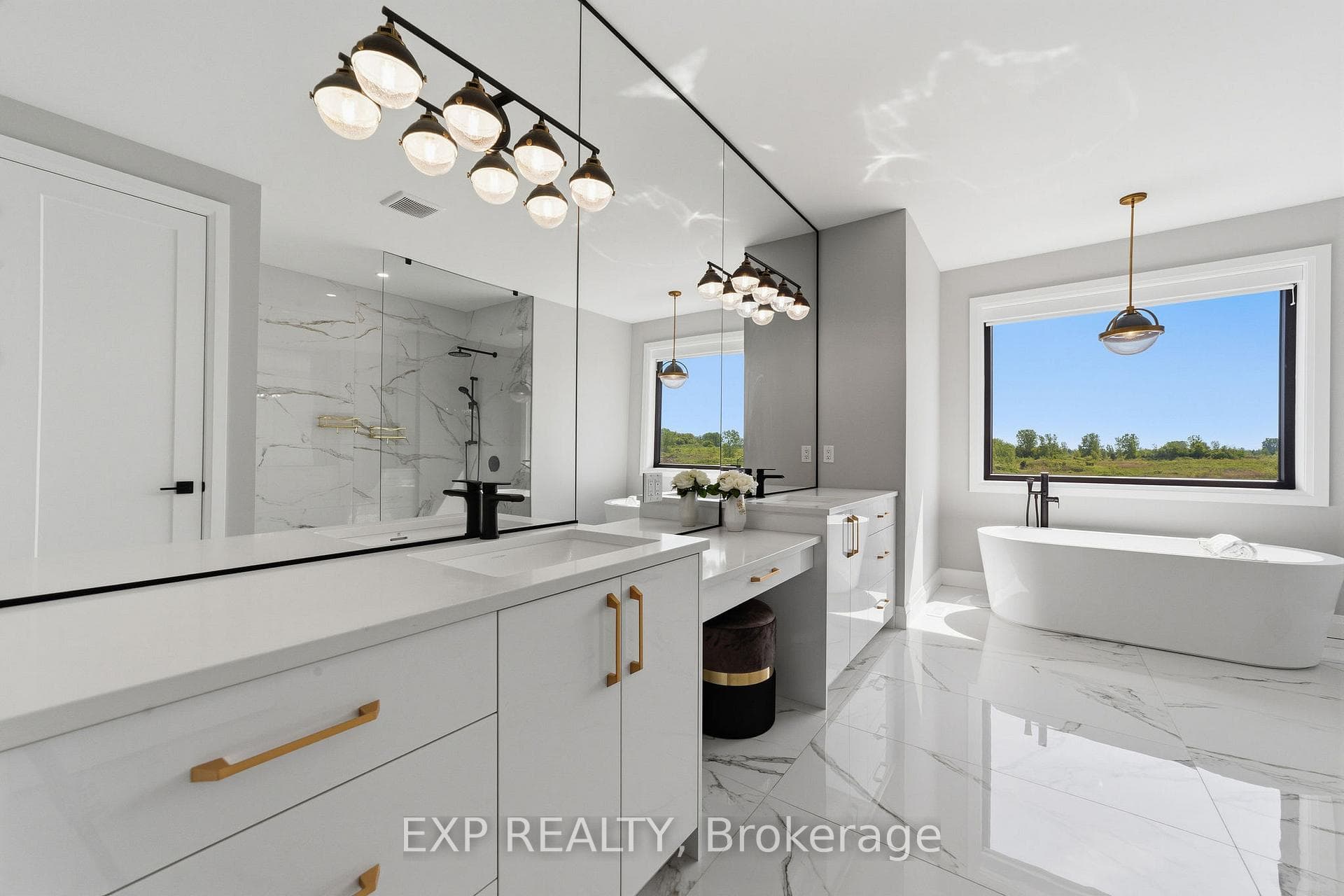 113 Edgewater Boulevard photo 26
