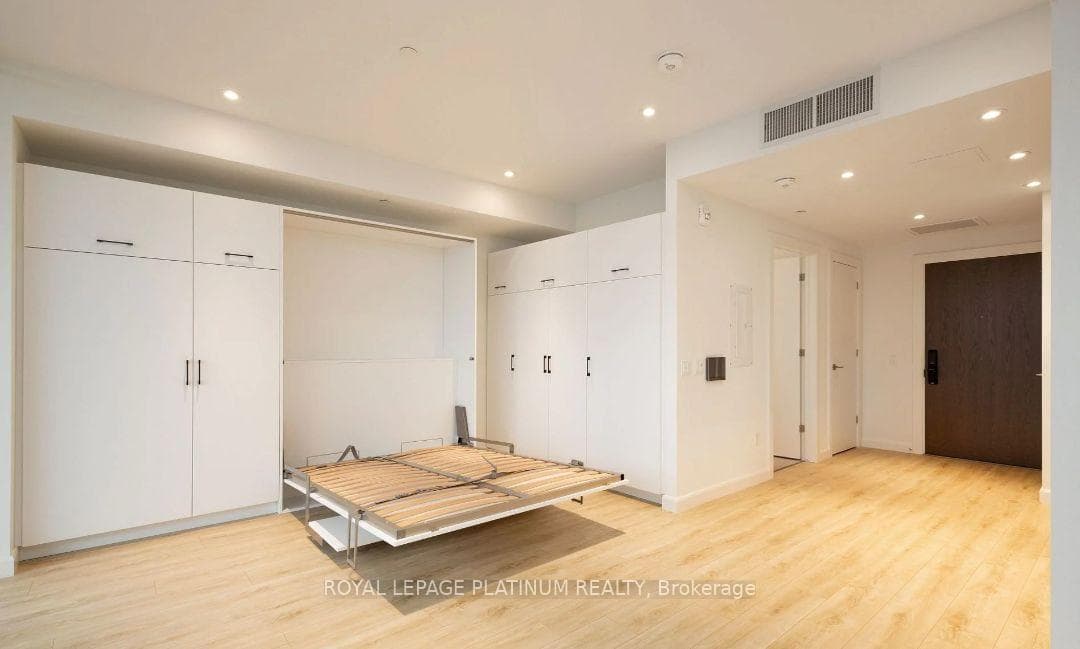 741 King Street Unit 1310 photo 8