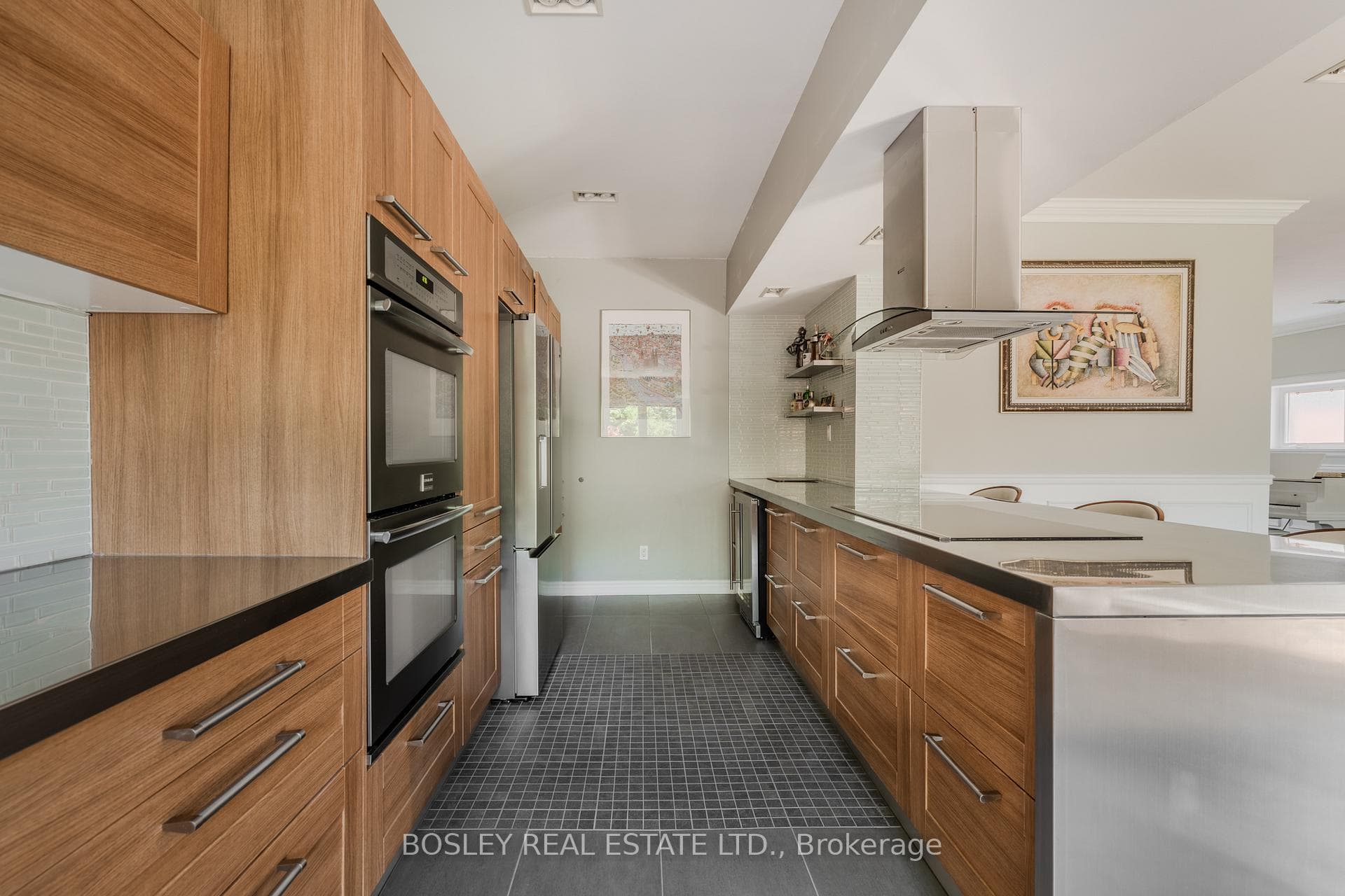 1599 Woodbine Heights Boulevard photo 18