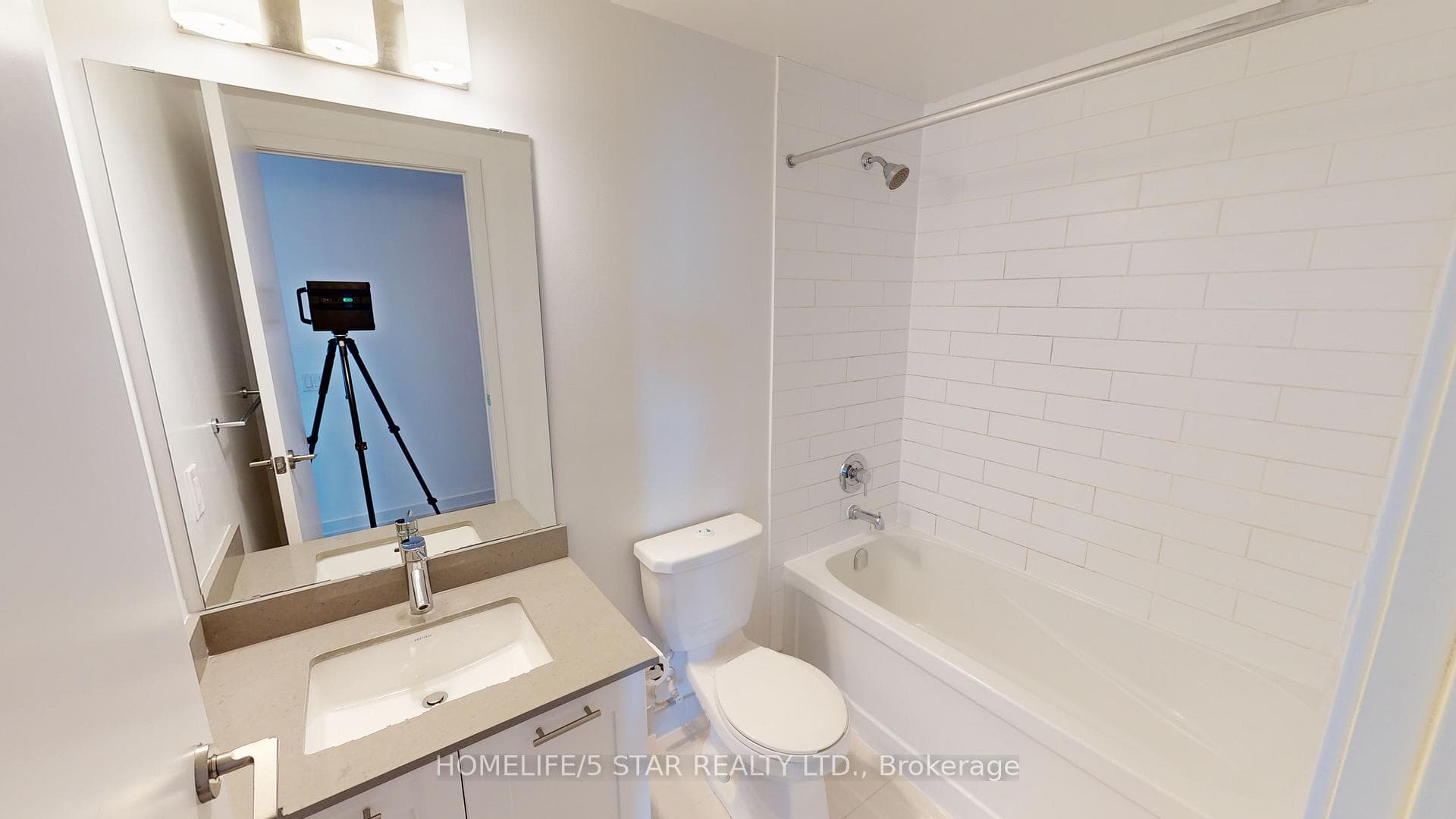 2200 Lake Shore Boulevard Unit 906 photo 23